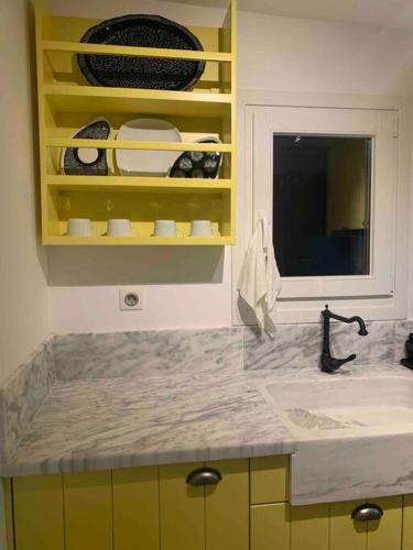 مطبخ, Syboro in Aroniadika مطبخ, Syboro in Aroniadika