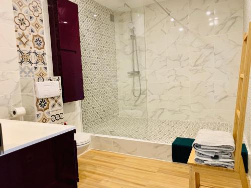 Baño, Elégant appart proche Paris (Elegant appart proche Paris) in Sevres Baño, Elégant appart proche Paris (Elegant appart proche Paris) in Sevres