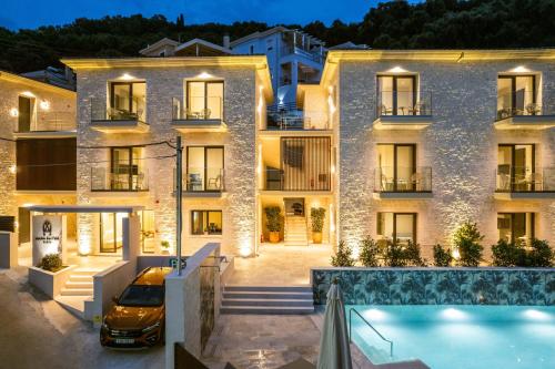 Exterior view, Hara Suites in Parga Exterior view, Hara Suites in Parga
