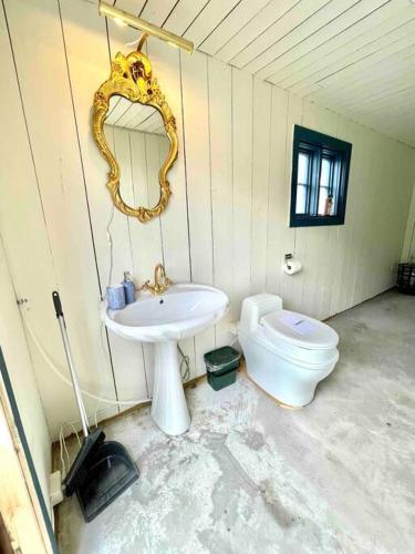Kupaonica, Stabburet på Gaarder / wifi og sauna (Stabburet pa Gaarder / wifi og sauna) in Vinstra Kupaonica, Stabburet på Gaarder / wifi og sauna (Stabburet pa Gaarder / wifi og sauna) in Vinstra