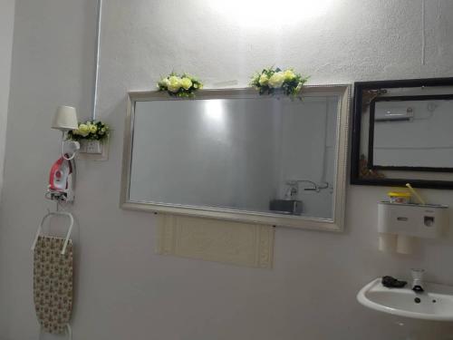 Bathroom, Rumah Tamu FieSari Jeli M U S L I M in Tanah Merah Bathroom, Rumah Tamu FieSari Jeli M U S L I M in Tanah Merah
