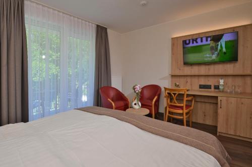 Land-gut-Hotel zur Post in Altenahr Land-gut-Hotel zur Post in Altenahr