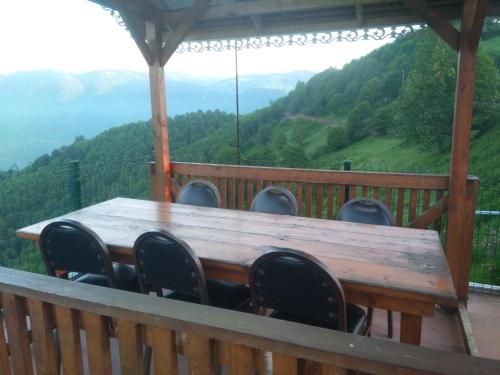 Erkély/terasz, SIRT BUTİK HOTEL (SIRT BUTIK HOTEL) in Akcaabat Erkély/terasz, SIRT BUTİK HOTEL (SIRT BUTIK HOTEL) in Akcaabat