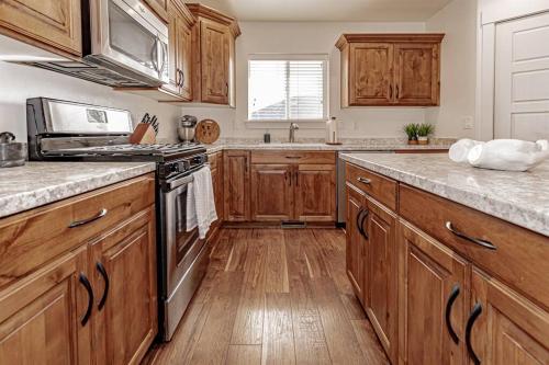 Stunning 5 Bedroom Rexburg Home in Rexburg (ID) Stunning 5 Bedroom Rexburg Home in Rexburg (ID)