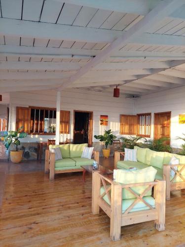 Cơ sở vật chất, Sunset Bay B&B in Corn Island Cơ sở vật chất, Sunset Bay B&B in Corn Island