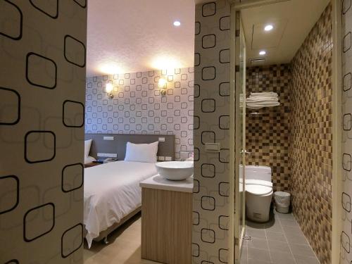 Bathroom, Taiwan Seven Days Boutique Hotel in Wanhua District Bathroom, Taiwan Seven Days Boutique Hotel in Wanhua District
