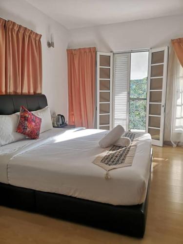 5 Twenty Ampang Hilir Guesthouse near Embassy of the People's Republic of China 5 Twenty Ampang Hilir Guesthouse near Embassy of the People's Republic of China