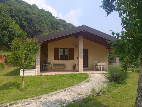 Villetta in collina Casa Calmas in Ome Villetta in collina Casa Calmas in Ome