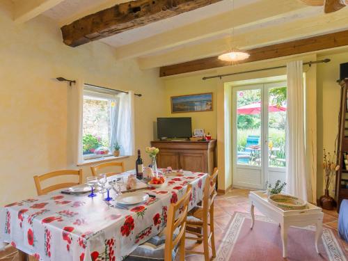 Holiday Home L'Hirondelle by Interhome in Saint-Jean-du-Doigt Holiday Home L'Hirondelle by Interhome in Saint-Jean-du-Doigt