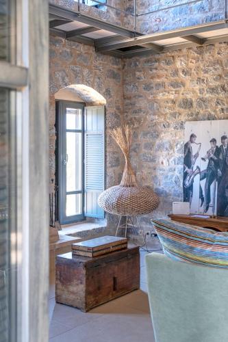 Stone Oasis in 哥伊塔瑪尼拉高尼亞 Stone Oasis in 哥伊塔瑪尼拉高尼亞