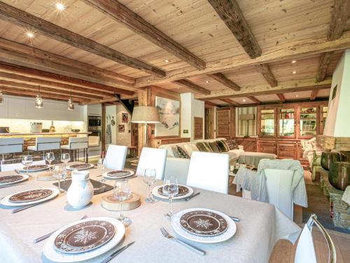 Cocon raffiné 5 pièces skis aux pieds à Val-d’Isère avec wifi, cheminée et garage - FR-1-694-11 (Cocon raffine 5 pieces skis aux pieds a Val-d’Isere avec wifi, cheminee et garage - FR-1-694-11) in วาล อีแซร์ Cocon raffiné 5 pièces skis aux pieds à Val-d’Isère avec wifi, cheminée et garage - FR-1-694-11 (Cocon raffine 5 pieces skis aux pieds a Val-d’Isere avec wifi, cheminee et garage - FR-1-694-11) in วาล อีแซร์