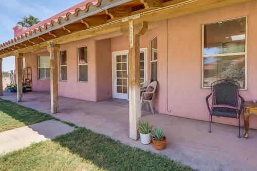 Eloy Vacation Rental with Pool Access and Courtyard! in Eloy (AZ) Eloy Vacation Rental with Pool Access and Courtyard! in Eloy (AZ)