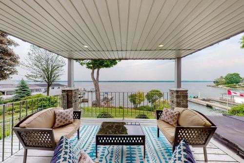 Riverside Retreat in Brockville (Ontario) Riverside Retreat in Brockville (Ontario)