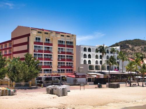 Horizon View Beach Hotel in Philipsburg Horizon View Beach Hotel in Philipsburg