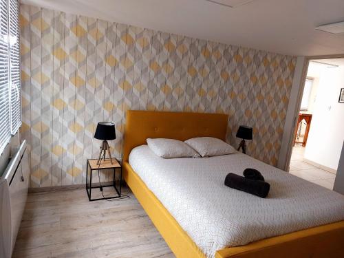 MONTALIEU SEJOUR Rez de jardin Les jonquilles - 1 a 4 PERS - PROX CNPE BUGEY - VALLEE BLEU - VIA RHO in Montalieu-Vercieu MONTALIEU SEJOUR Rez de jardin Les jonquilles - 1 a 4 PERS - PROX CNPE BUGEY - VALLEE BLEU - VIA RHO in Montalieu-Vercieu