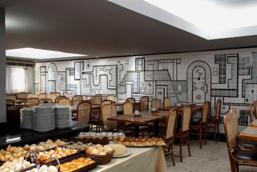 Restaurant, Americas Benidorm Hotel in Rio De Janeiro Restaurant, Americas Benidorm Hotel in Rio De Janeiro