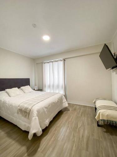 Miraflores House C&F