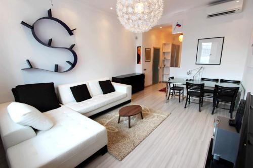 Apartamentos Four Squares Apartments Tverskaya