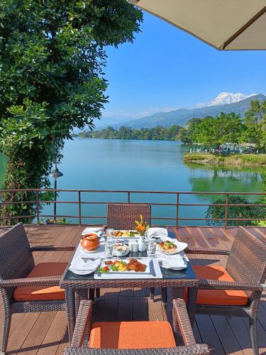Mat och dryck, Fishtail Lodge in Pokhara Mat och dryck, Fishtail Lodge in Pokhara