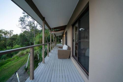 Balkon/terasa, secluded luxury home inthe hills in Parkwood Balkon/terasa, secluded luxury home inthe hills in Parkwood
