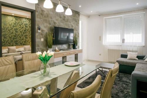 Dévai-LUX Apartman Sárvár (Devai-LUX Apartman Sarvar) in ペンテックファル Dévai-LUX Apartman Sárvár (Devai-LUX Apartman Sarvar) in ペンテックファル