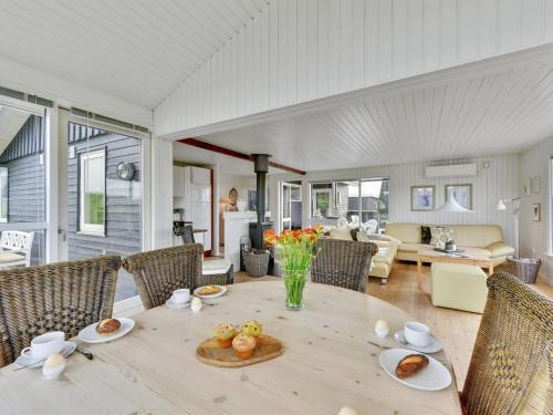 Holiday Home Marika - 500m from the sea by Interhome in Ringkobing Holiday Home Marika - 500m from the sea by Interhome in Ringkobing