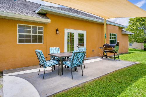 Clewiston Bluegill Home Rental with Fishing Pond! in Clewiston (FL) Clewiston Bluegill Home Rental with Fishing Pond! in Clewiston (FL)