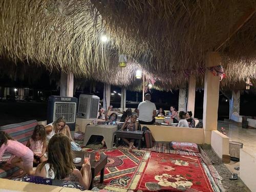 시설, Al Khalil Beach Camp in 누웨이바 시설, Al Khalil Beach Camp in 누웨이바