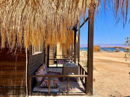 Al Khalil Beach Camp in 누웨이바 Al Khalil Beach Camp in 누웨이바