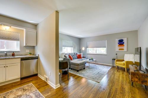 Wyandotte Vacation Rental Apartment Near Hospital! in Lincoln Park Wyandotte Vacation Rental Apartment Near Hospital! in Lincoln Park
