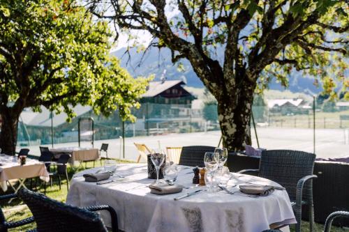 Hotel Champs Fleuris Morzine in Морзан Hotel Champs Fleuris Morzine in Морзан
