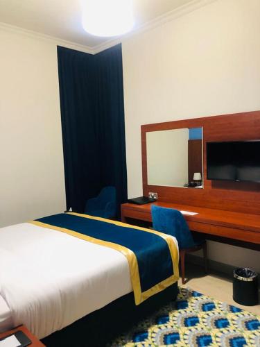 BANIYAS PLAZA HOTEL APARTMENTS in Al Mafraq BANIYAS PLAZA HOTEL APARTMENTS in Al Mafraq