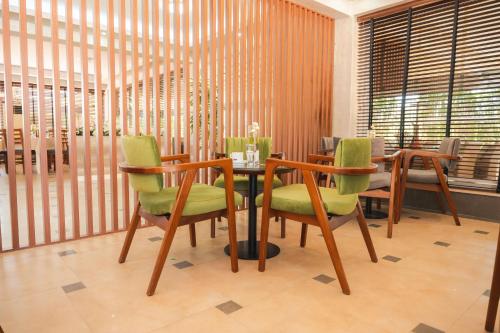 Ресторан, EMERALD Hotel in Улцинь Ресторан, EMERALD Hotel in Улцинь