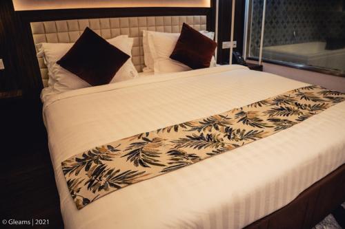 Grand River View Hotel in Rajshahi Grand River View Hotel in Rajshahi