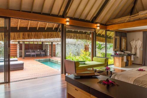 Hotel Kia Ora Resort and Spa in Rangiroa Hotel Kia Ora Resort and Spa in Rangiroa