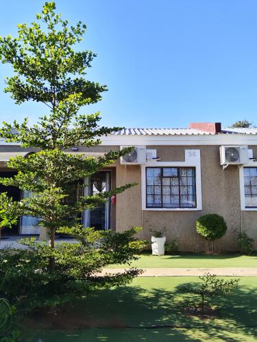 Looks cottages self catering apartments in Kasane Looks cottages self catering apartments in Kasane