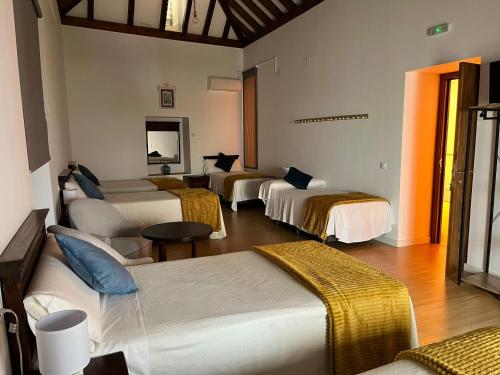 Clarisas Suites in Καρμόνα Clarisas Suites in Καρμόνα