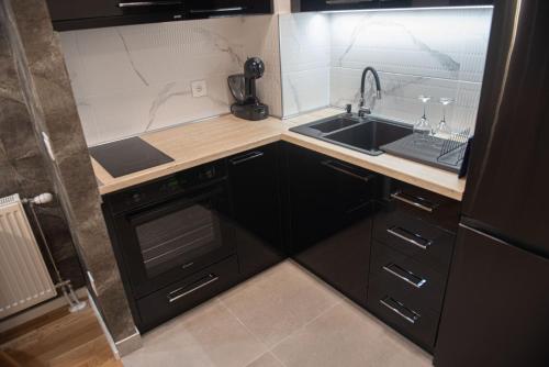 Bozur/peony in บิสตริซา Bozur/peony in บิสตริซา