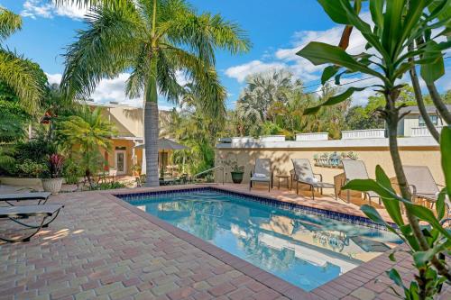Úszómedence, Banyan House Vacation Rentals in Venice (Florida) Úszómedence, Banyan House Vacation Rentals in Venice (Florida)