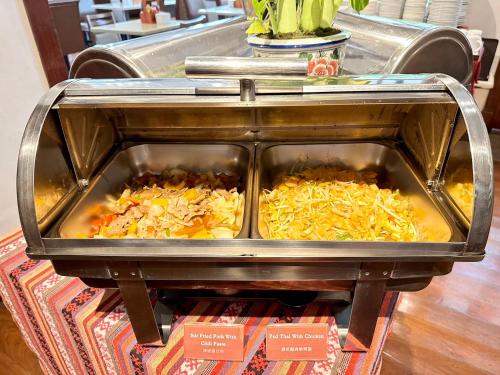 ディンソモン ホテル13