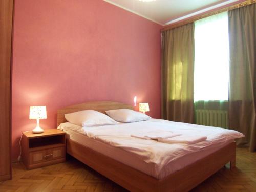 This photo about Intermark Patriarch's ponds apartments shared on HyHotel.com