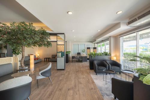 ล็อบบี้, โรงแรมโกลเดน เจด สุวรรณภูมิ (Golden Jade Suvarnabhumi Hotel) in สนามบินสุวรรณภูมิ ล็อบบี้, โรงแรมโกลเดน เจด สุวรรณภูมิ (Golden Jade Suvarnabhumi Hotel) in สนามบินสุวรรณภูมิ