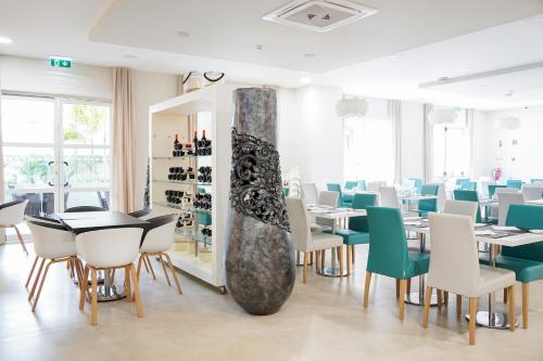 Restauracja, Vitors Plaza in Portimao Restauracja, Vitors Plaza in Portimao