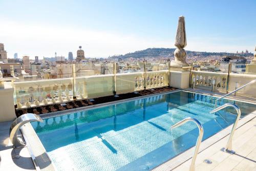 Piscina, El Avenida Palace in Barcelona Piscina, El Avenida Palace in Barcelona