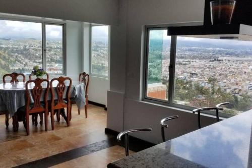 Espectacular Casa Vacacional !Sorprendente vista! in Ambato Espectacular Casa Vacacional !Sorprendente vista! in Ambato