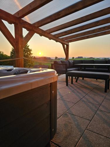 Facilities, Holiday House Sunset Spa in Mali Ban Facilities, Holiday House Sunset Spa in Mali Ban