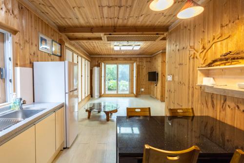 Jeju Best Hill near Jeolmul Natural Forest Resort Jeju Best Hill near Jeolmul Natural Forest Resort