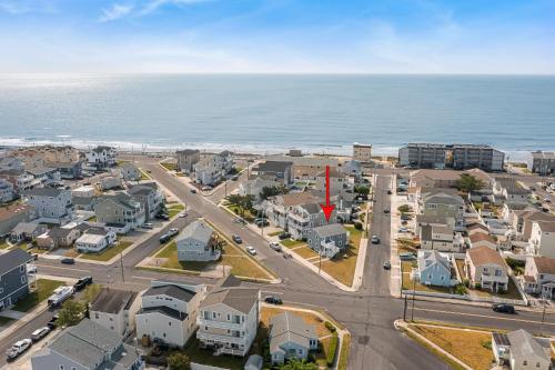 Spectacular 3 BR Condo One Block to the Beach in Brigantine Spectacular 3 BR Condo One Block to the Beach in Brigantine