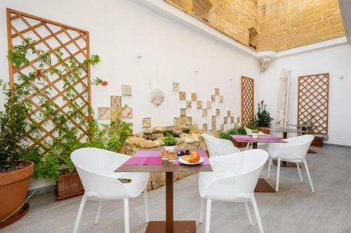 Kert, Battistini Boutique Living and Spa, Victoria, Gozo in Gozo Kert, Battistini Boutique Living and Spa, Victoria, Gozo in Gozo
