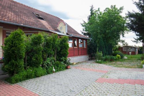 Negy Evszak Vendeghaz in Koszeg Negy Evszak Vendeghaz in Koszeg